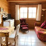 Apartment Ferienwohnung Romantik Im Roten Haus *
